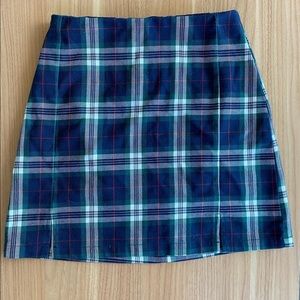 Brandy Melville (John galt) cara plaid skirt
